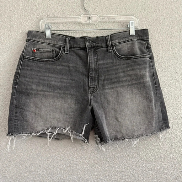 Hudson Kass shorts Size 32 Raw Hem - Picture 1 of 6